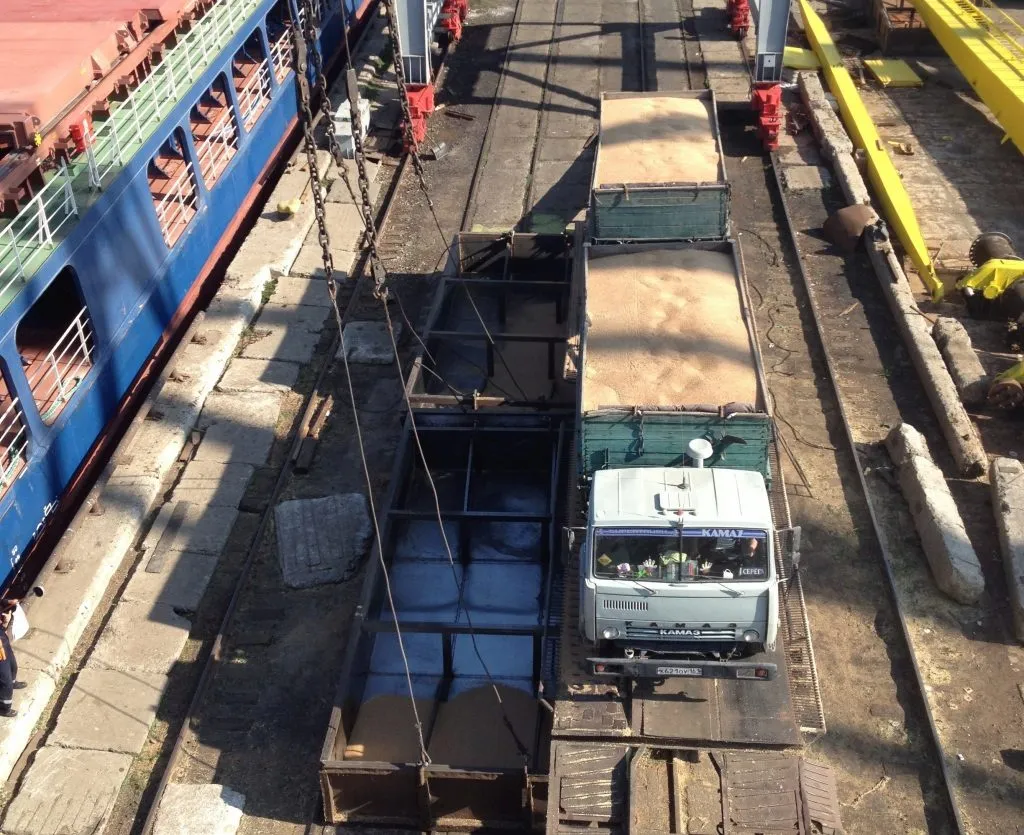 экспедирование грузов в порту Таганрога в Таганроге 2
