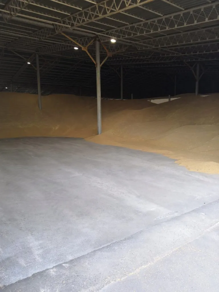 хранение и перевалка зерна в Азове в Азове 4